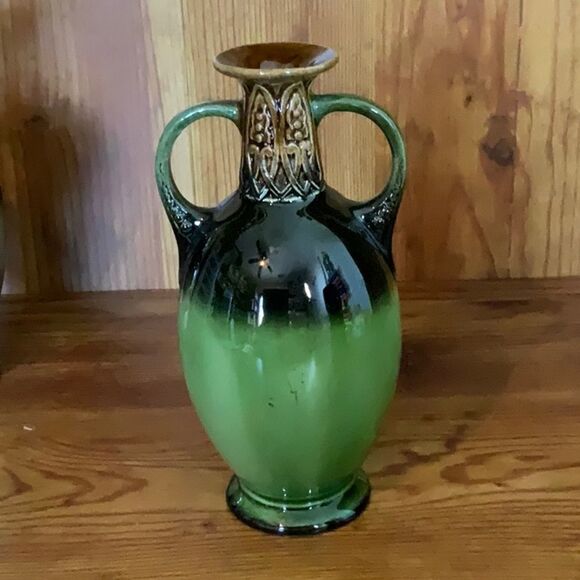 2 Vintage Czechoslovakia Hand Painted Porcelain Lustreware Decorative Vase - Picture 4 of 10